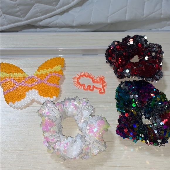 Kids fun times bundle box! - Picture 3 of 8